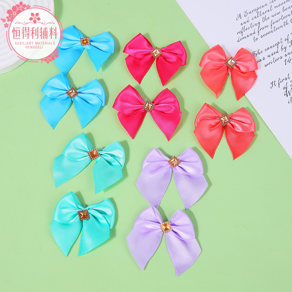 Cintas de arco para niños pinzas de cabello anillos de cabello juguetes de peluche muñecas accesorios canasta de flores zapatos gorros decoración al por mayor