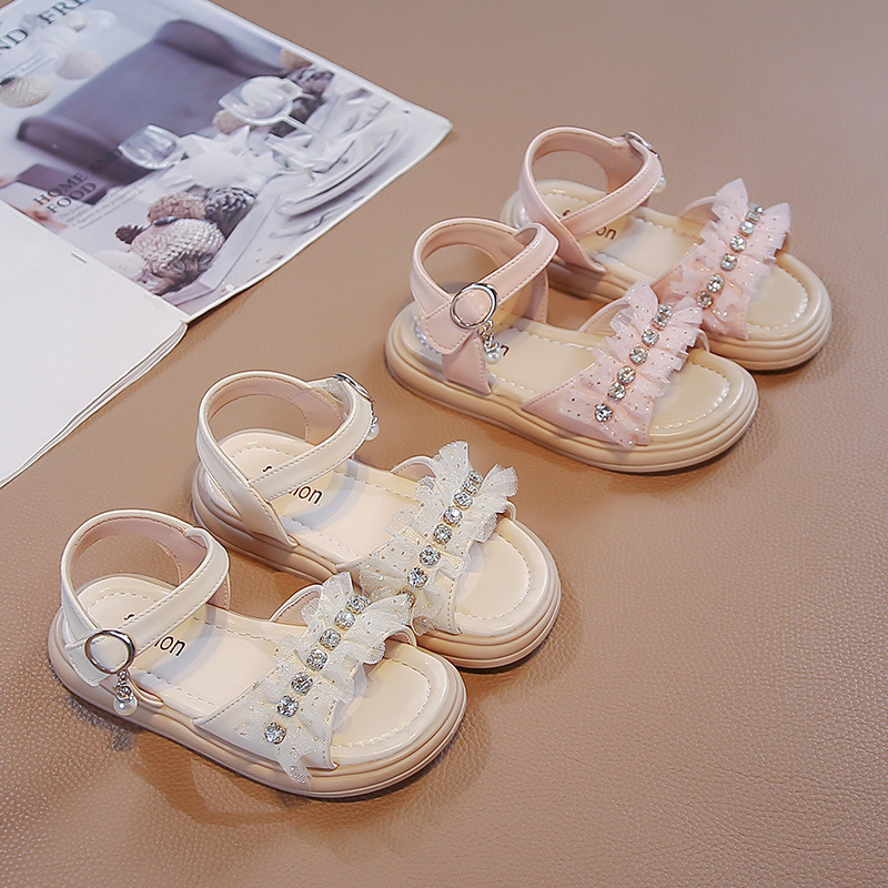 2026 verano nuevo estilo de moda para niñas sandalias de diamante princesa para niños pequeños zapatos de playa suaves zapatos de playa para niños image 5