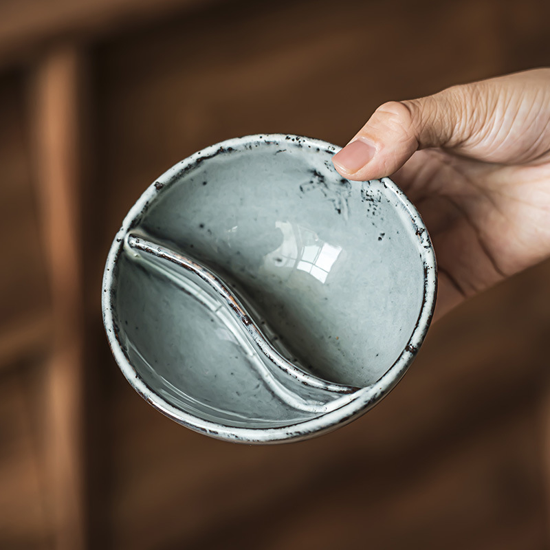 Tazón japonés creativo de tres patas, cubiertos domésticos, cuenco de separación práctico y exquisito, cuenco de horno, cuenco de vinagre, cuenco doméstico