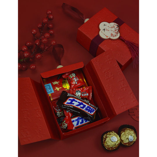 Chinese style candy box candy box table candy box big red wedding wedding wedding wedding gift box wholesale