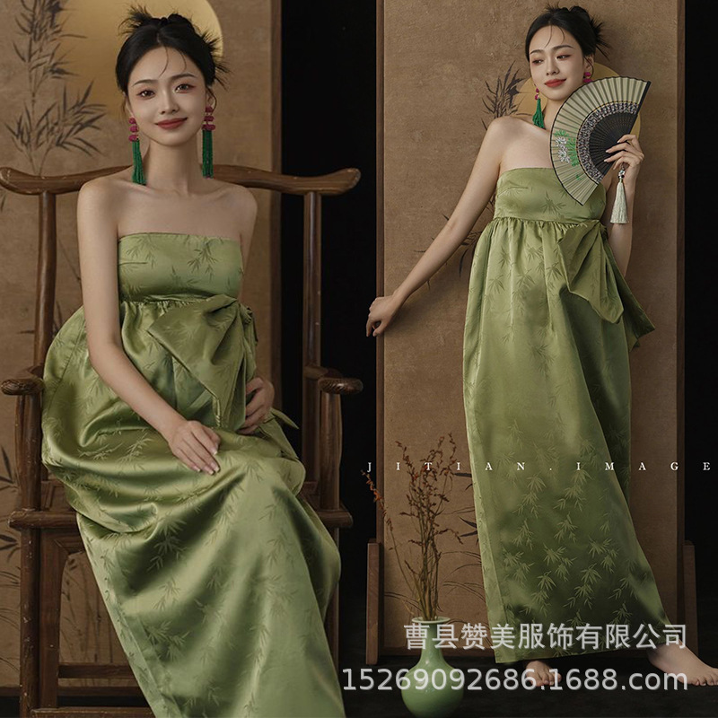 影楼の新型の早春の小清新な妊婦は服を撮影します。