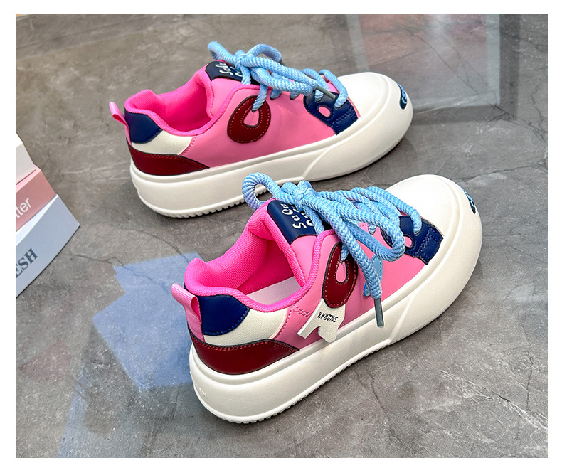 Petites chaussures blanches femme 2024 printemps nouvelle étudiante édition coréenne Instagram tendance polyvalente semelle épaisse chaussures de planche printemps et automne chaussures décontractées_voghion.com