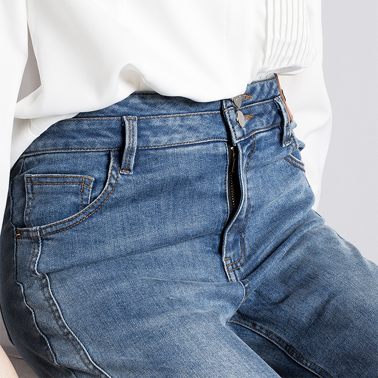 个性开叉牛仔裤女秋2022年新款春秋高腰显瘦阔腿微喇叭裤子潮