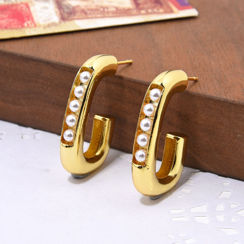 Copper Material 1 Pair Retro C Shape Plating Inlay Copper Artificial Pearls Zircon Ear Studs