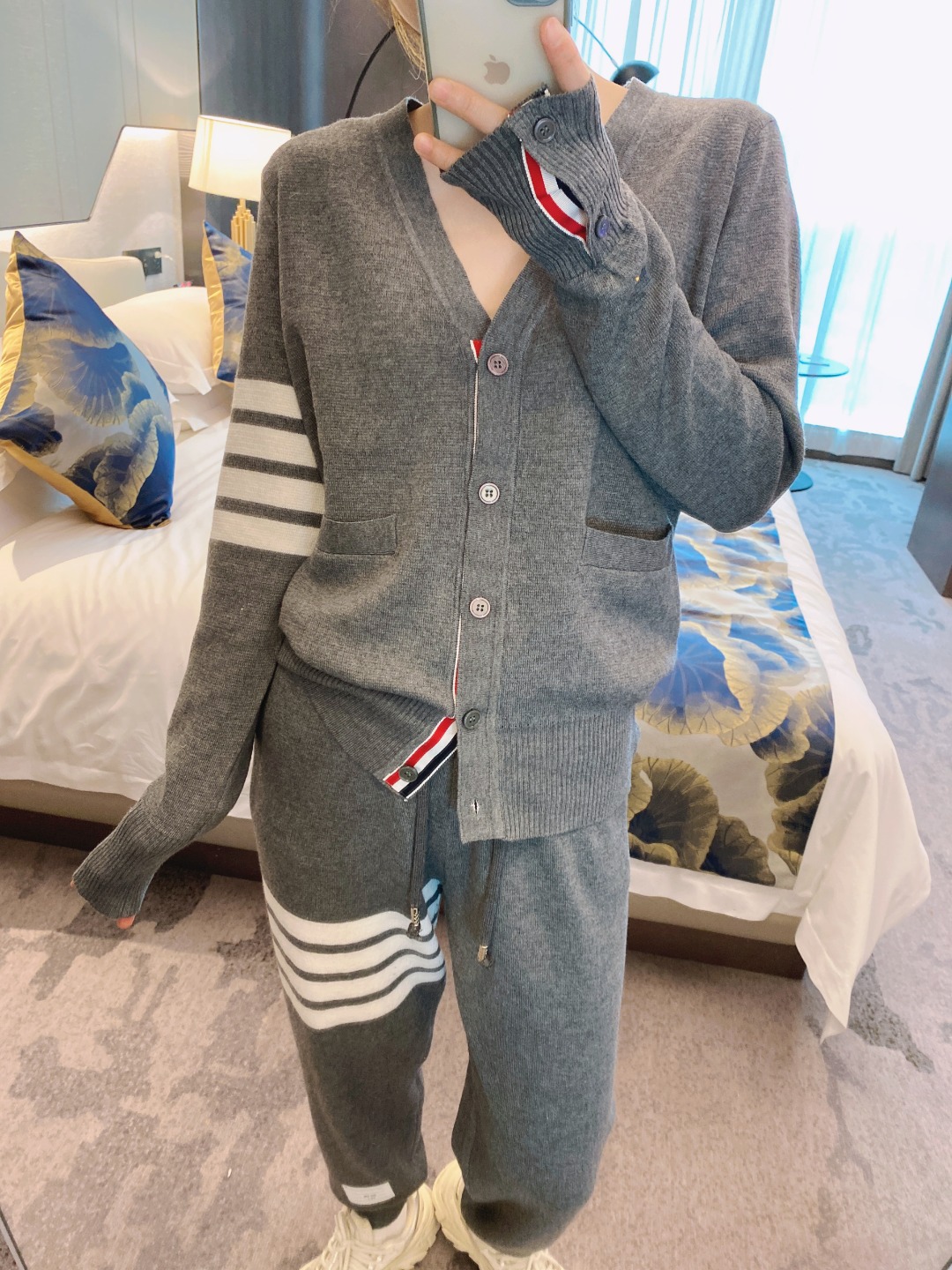 o_1faka7cj615vp1i5e14nv1gil1lb