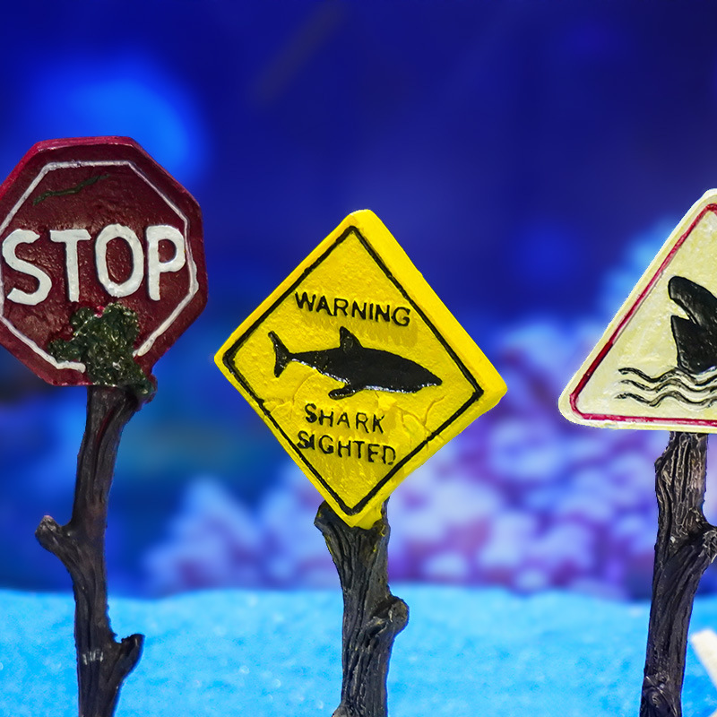 Pecera explosiva acuario resina marca de pescado decoración de paisajismo pescado camarones para evitar la casa letrero de advertencia de tiburón real en stock