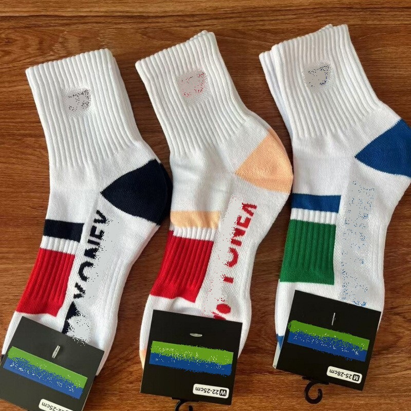 New Yoni Badminton Embroidered Socks Towel Bottom Mid-Tube Sports Socks for Men and Women Running Basketball Socks Wholesale New Yoni Badminton Embroidered Socks Towel Bottom Mid-Tube Sports Socks for Men and Women Running Basketball Socks Wholesale