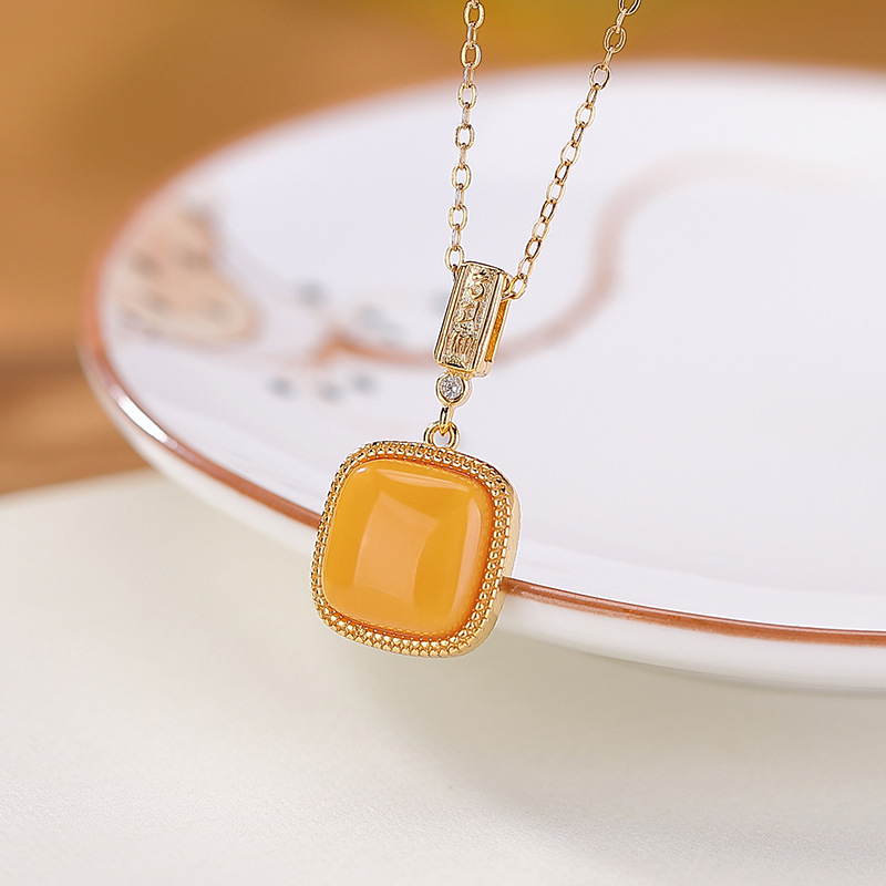 Mẫu vàng sáp ong - đất (không bao gồm dây chuyền)
