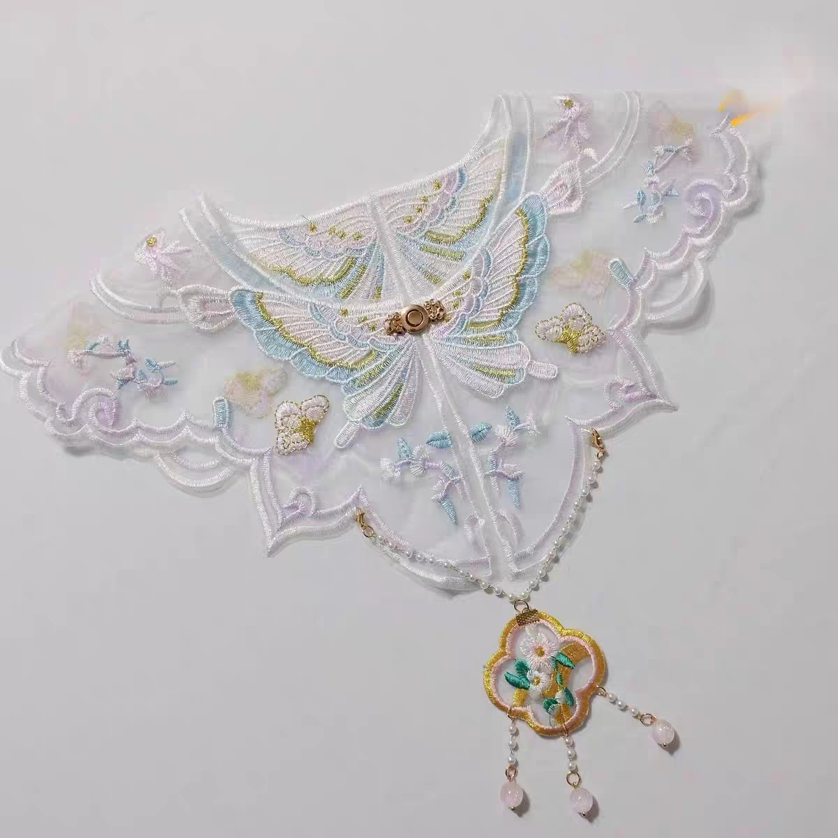 Hanfu pink and purple butterfly embroidery children's cloud shoulder cape, ancient style organza shawl with clasp and beads, faux collar clothing accessory