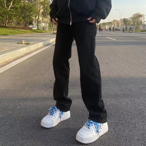 Urban street style, cool and edgy, niche denim jeans for men with an Instagram cool brand, loose and slimming, slightly tapered straight-leg pants.