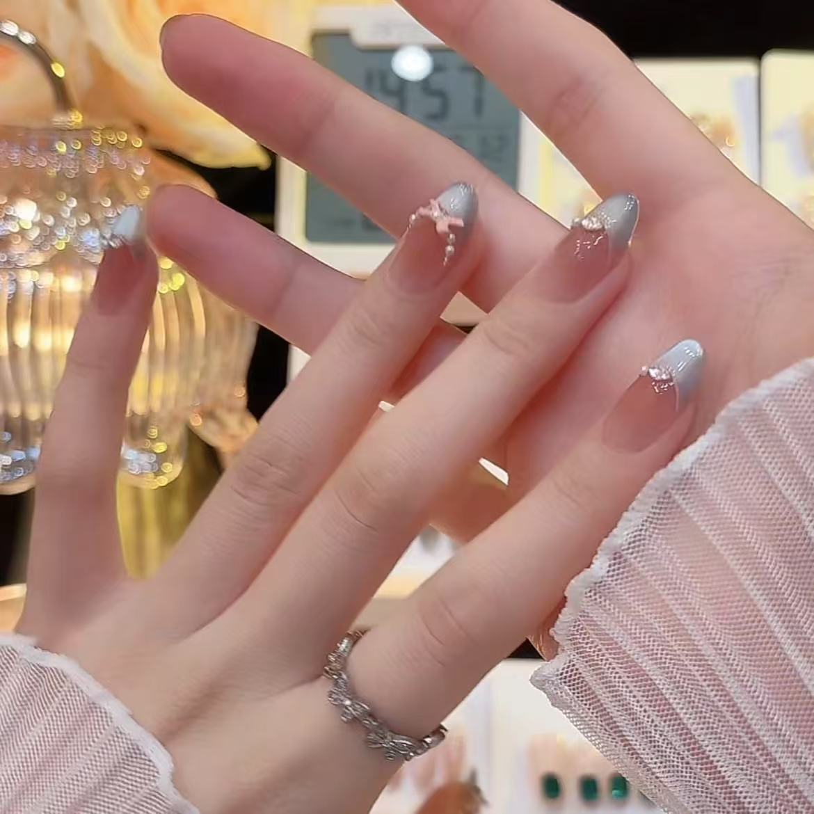 Blue Elf Diamond Nail Art Parche de uñas simple y de alta calidad El producto terminado brilla con armadura de desgaste de temperamento blanco