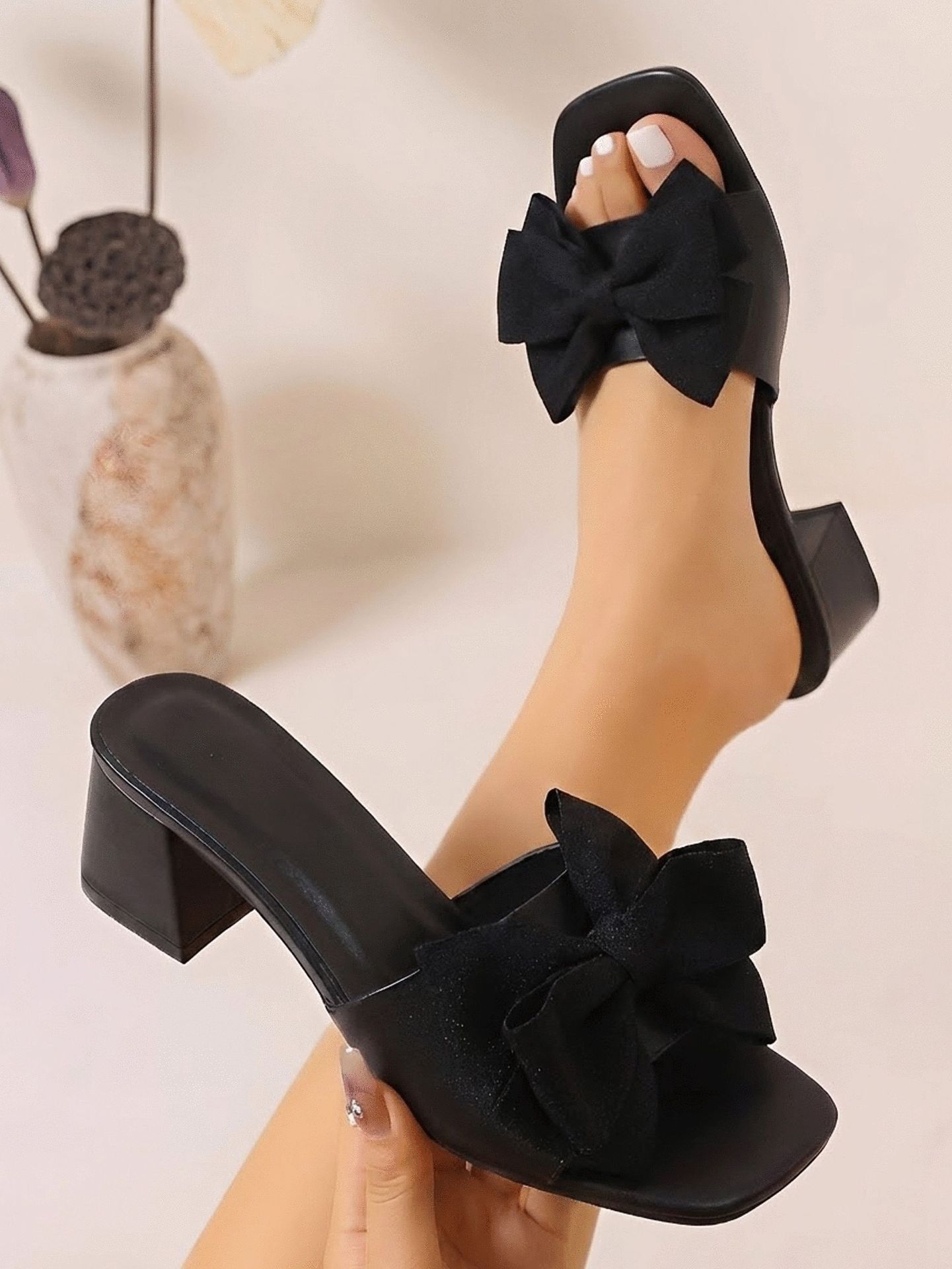 Summer Style Women's Square Toe Sandals plus Size Bow mid Heel Flip Flops_voghion.com