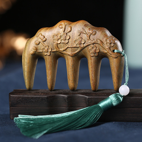Green sandalwood massage comb, head meridian comb, single-sided carving, wide-toothed rounded teeth, thick-toothed whole wood comb