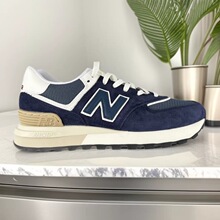 ����U574 �͎͏͹����e�\������Ь
