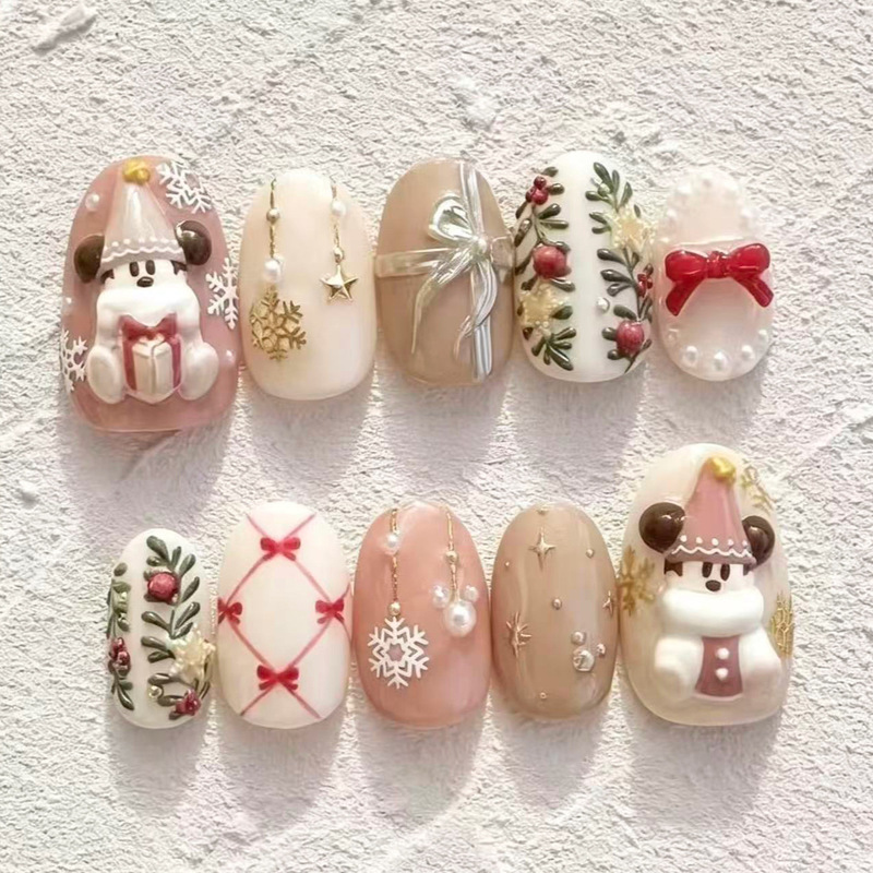 30 pieces of Christmas fantasy 3D Mickey embossed gold-plated ultra-short almond nail patches for cross-border e-commerce