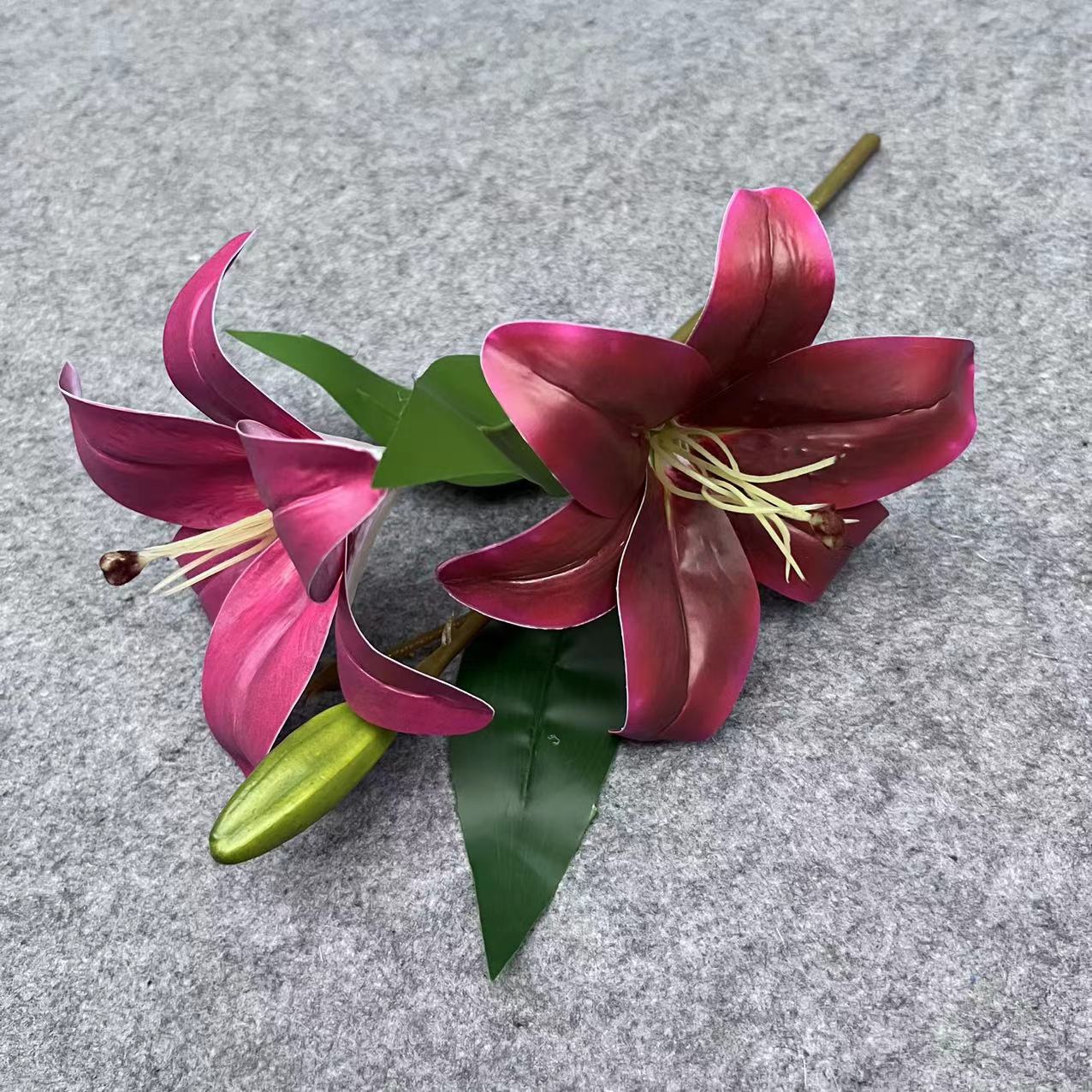 3D-릴리 다크 레드