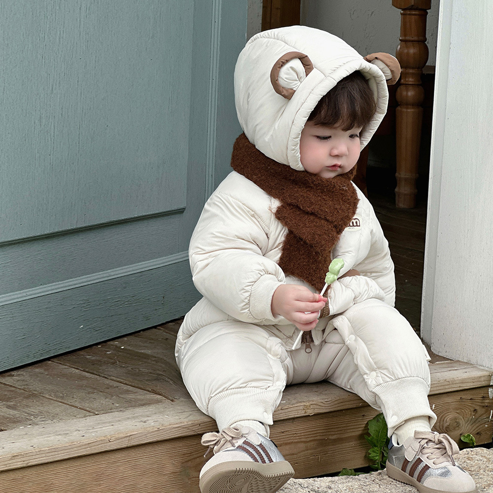 Ropa para niños coreanos ropa de invierno para bebés más mamelucos acolchados de terciopelo versión coreana bebé lindo súper lindo mono chaqueta acolchada de invierno marea