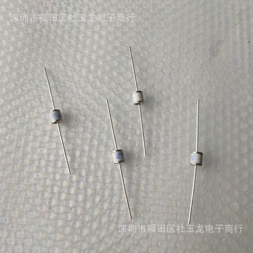 直插陶瓷气体放电管 GDT B8G075L B8M07R 2R075-8 75V 8X6MM