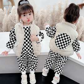 韩版洋气儿童加绒卫衣套装女童外套宝宝三件套加厚夹棉马甲春秋冬