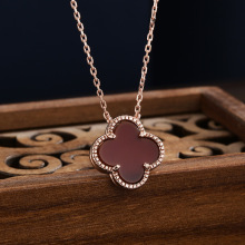 通体S925银幸运四叶草项链吊坠红玛瑙百搭轻奢小众项链配饰女