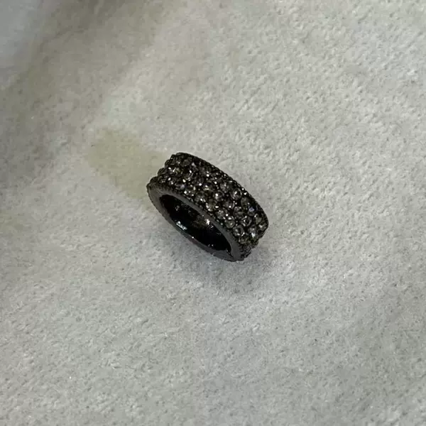 Black rhinestone round buckle [1 pack]
