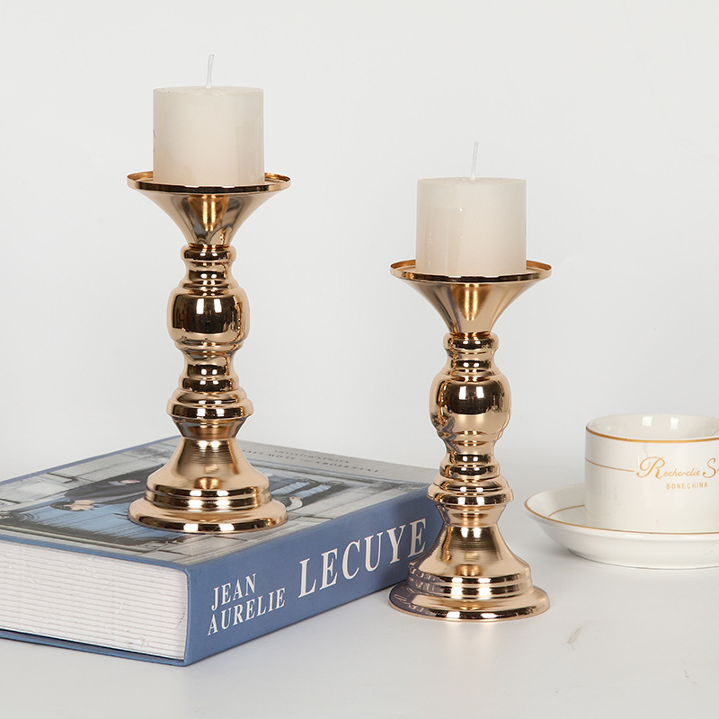 Candelaria europea moderna simple accesorios de boda decoraciones románticas para el hogar comida occidental lámpara de vela de hierro forjado decoración de boda