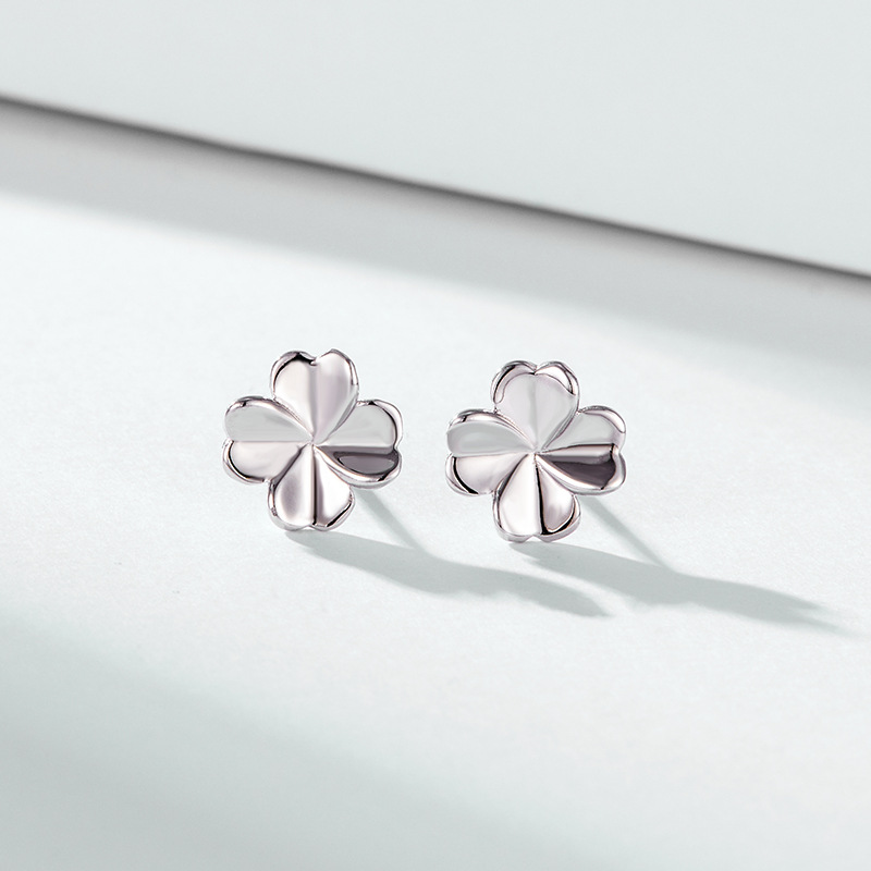 Clover 999 pendientes de plata esterlina para mujeres verano 2023 nuevo de alto grado pendientes de perforación de oído temperamento nicho