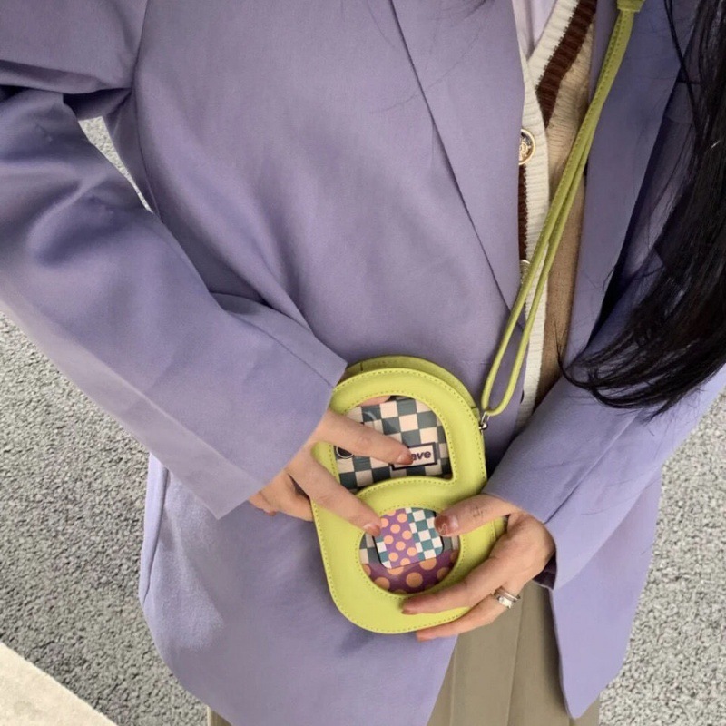 新しいトレンディな高品質の女性用バッグ 2022 クロスボディ ショルダー バブル携帯電話バッグは、携帯電話ケースを表示することもできます夏の冷却バッグ|undefined