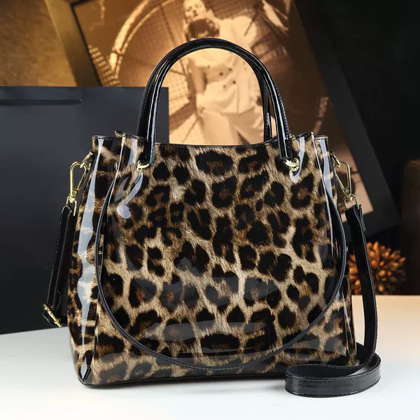 Leopard print