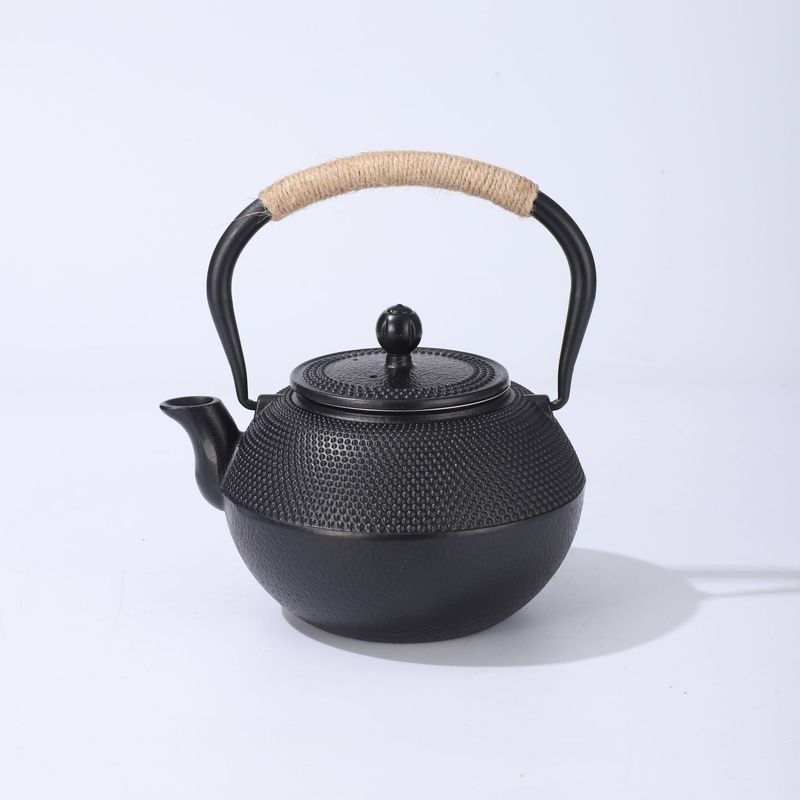 Iron pot small ding cast iron teapot uncoated tea set suit boiling water tea raw iron pot Japanese granule factory direct supply