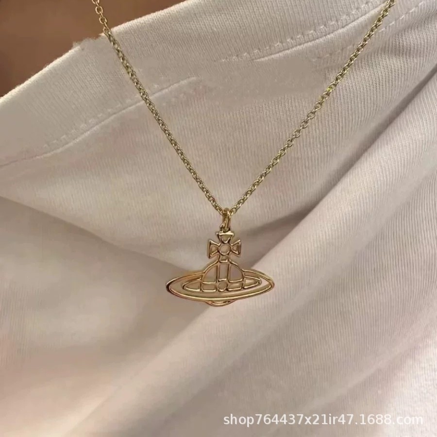 Empress Vivian Hollow Saturn Pendant Necklace for Women, Niche Fashion, Light Luxury, Exquisite and Simple Sweater Chain