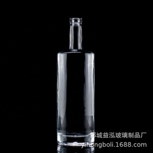 Supply 1000ml crystal white vodka wine bottle 1500 ml empty glass bottle flat cylindrical wine bottle