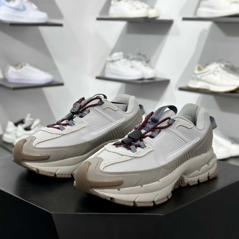 Zapatillas deportivas de marca Vomero 5 Roam zapatillas deportivas