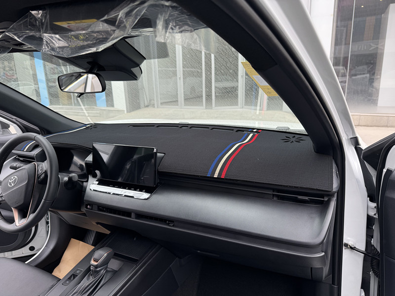 26 New Models of Toyota Frontlander Center Console Modification and Decoration Sunshade Suede Leather Light-Blocking Mat Wholesale