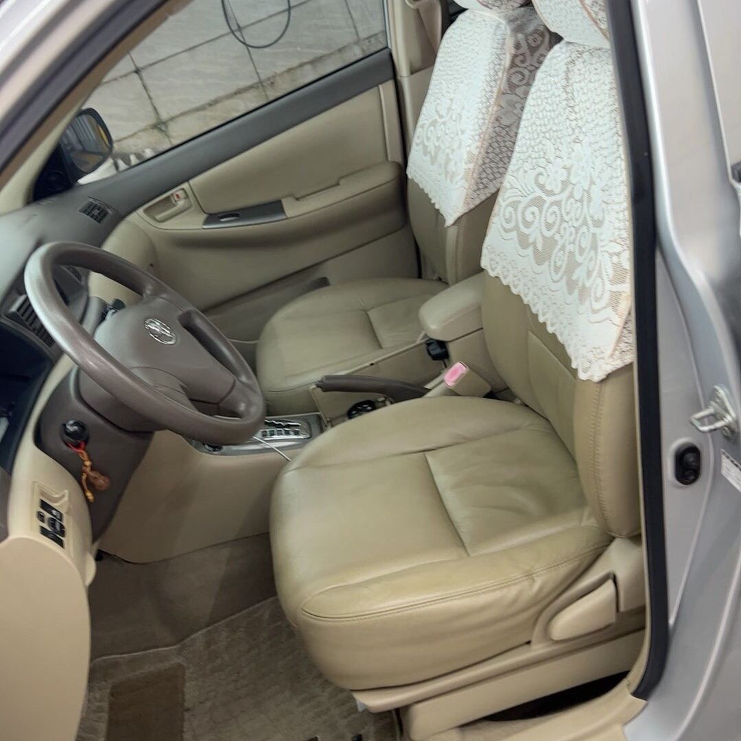 Cross-Border Foreign Trade Is Suitable for Toyota Corolla Rav4 Car Seats, Lace Half-Seat Covers, High-End Embroidered Fabric Covers