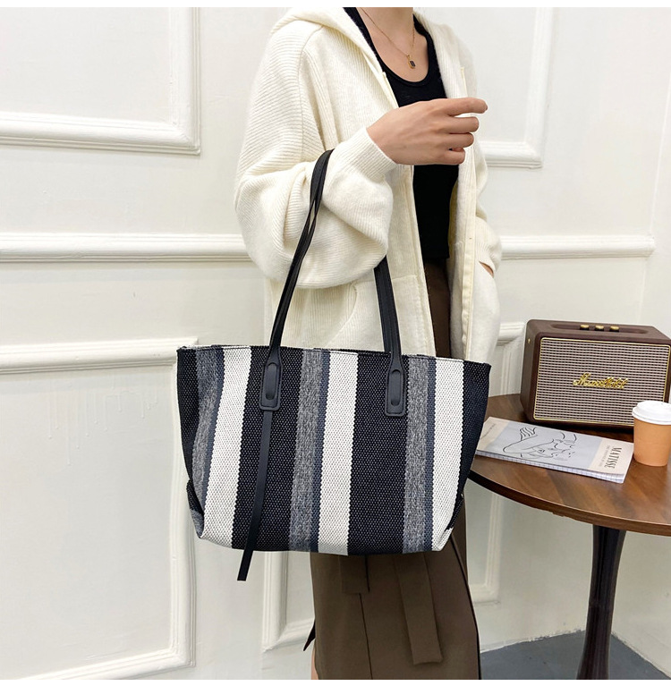 Bag Large Capacity Commuter Canvas Bag 2021 New Trendy Net Red Striped Tote Bag display picture 8