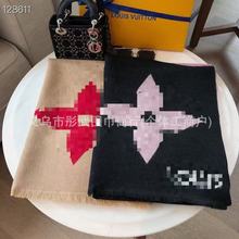 2025秋冬季新款字母四叶草仿羊绒围巾时尚披肩围脖女加厚保暖驴