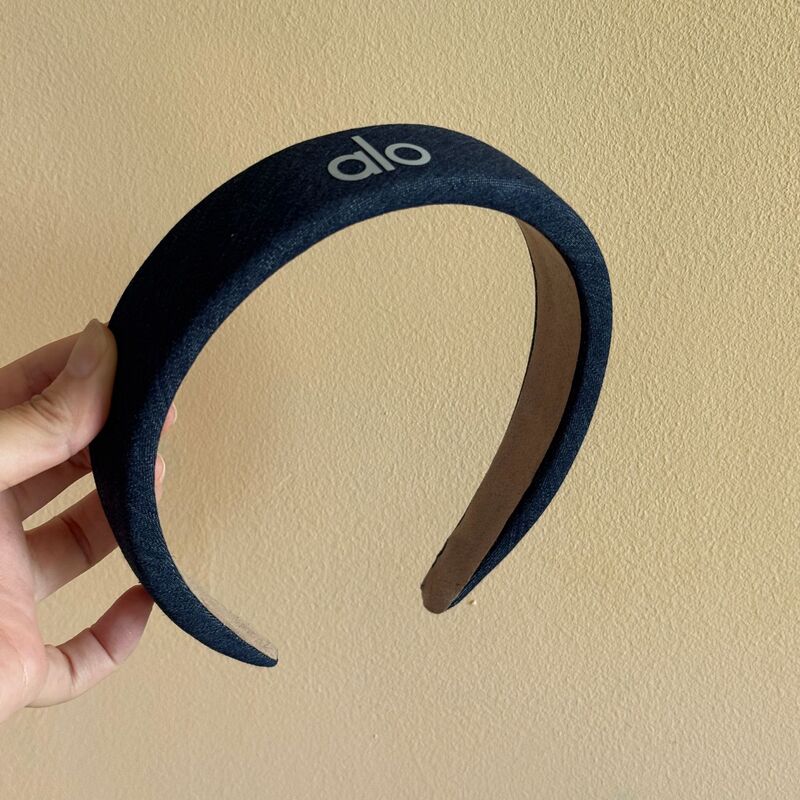 Alo Yoga つば広デザイン、高級ブルーデニム生地のヘッドバンド、シンプルな香港スタイルのヘッドバンド、外出時の多用途|undefined