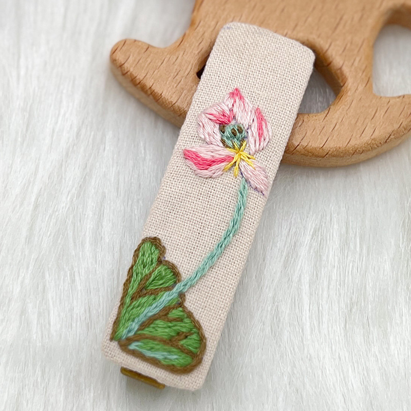 Lu bordado lindo gato perla coreano pinzas de pelo hechas a mano diy bordado creativo para chicas rotas flores pinzas de pelo lateral