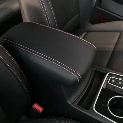 Suitable for 16-19 Kia K5 armrest box protective cover, central armrest box cover, interior car accessories