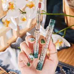 Kuaishou Engraved Slim Tube Lipstick with Foggy Matte, Hydrating, Waterproof, Sweatproof, Non-Fading, Easy to Apply - Student Lipstick