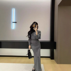 跨境2025秋冬新款法式设计感小众不规则针织衫+高腰显瘦半身裙套
