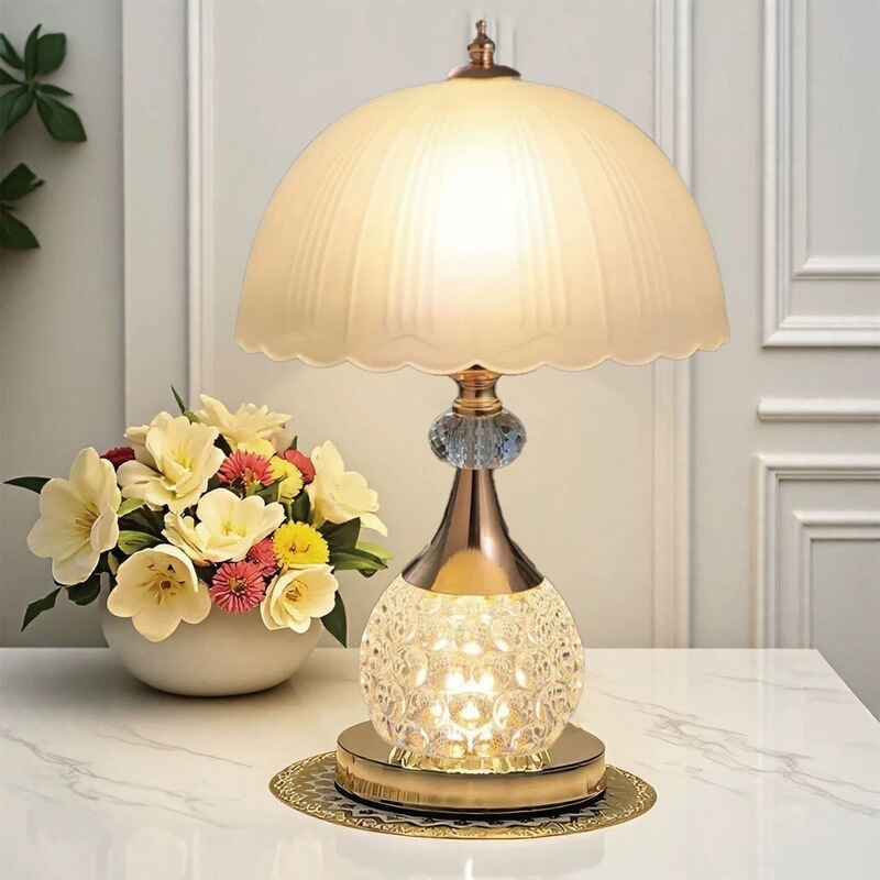 Light Luxury Crystal Table Lamp, Modern European-Style Bedroom Bedside Lamp, Romantic European-Style Bedroom Decorative Lamp, Atmosphere Lamp Light Luxury Crystal Table Lamp, Modern European-Style Bedroom Bedside Lamp, Romantic European-Style Bedroom Decorative Lamp, Atmosphere Lamp