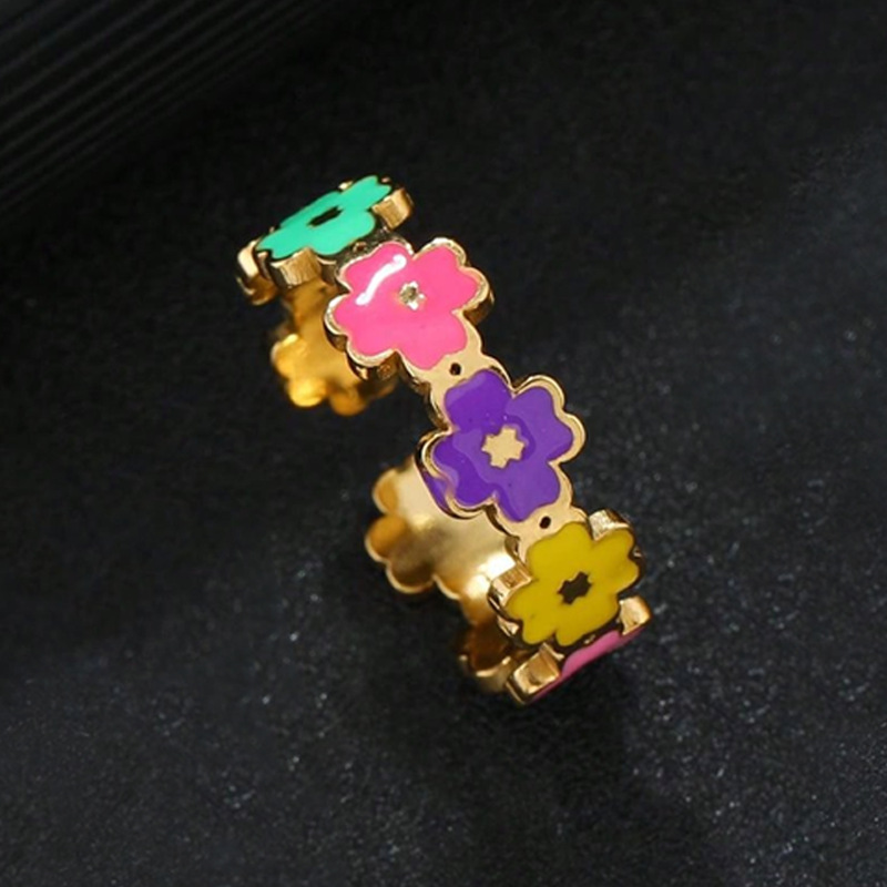 Anillo abierto de cuatro pétalos