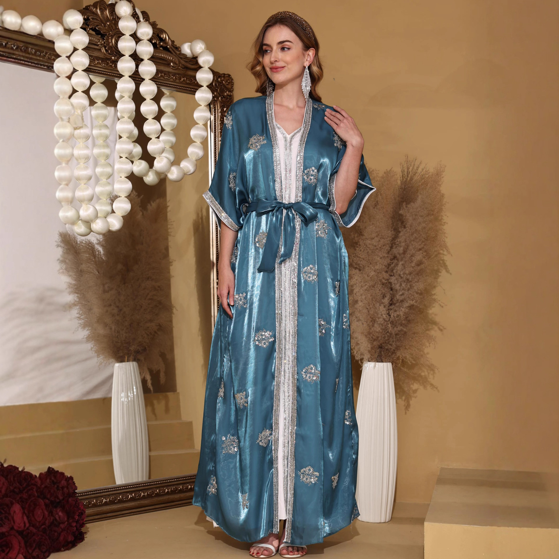 M25034 Middle Eastern Arab Muslim Robe Foreign Trade Abaya Cross-Border New Dress Women's Embroidered Clothing_ecoleips.com
