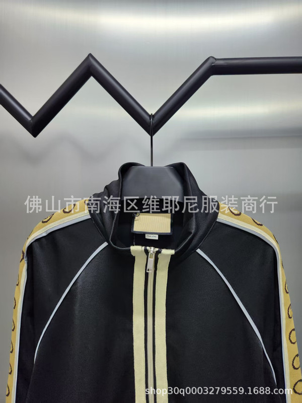 毒家正确版 GU家反光织带字母互扣夹克高街ins潮流百搭学院外套|undefined