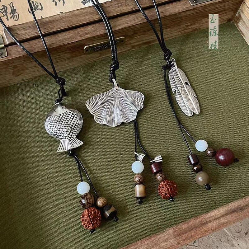 2025 Retro Braided Rope Leaf Fat Fish Tassel Autum Atmosphere Necklace Tassel Elegant Necklace 2025 Retro Braided Rope Leaf Fat Fish Tassel Autum Atmosphere Necklace Tassel Elegant Necklace