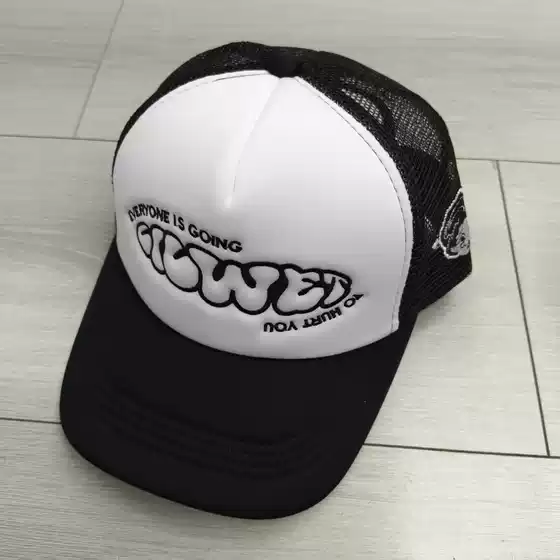 Cartoon Anime Embroidered Sun Hat for Men Women Couple Mesh Trucker Hat Breathable Baseball Cap