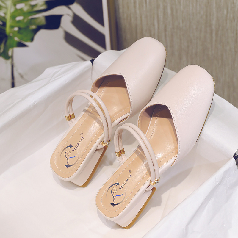 Summer fashionable sandals