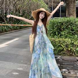 小众过膝长裙小清新宽松时尚气质复古连衣裙新款女装印花时尚